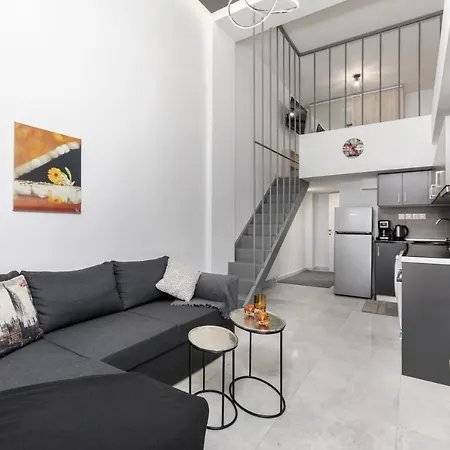 C.7 Cyclamen #loft_studio_near_the_sea Apartment